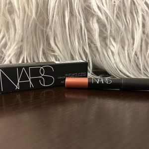 NARS velvet matte lip pencil “bahama”